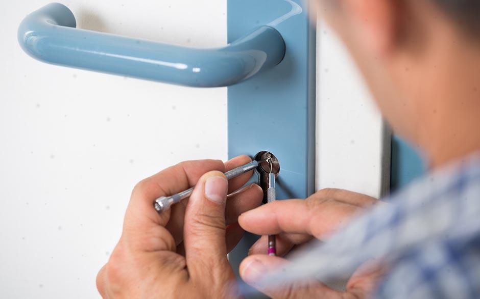 personnalisé serrurier Louvres